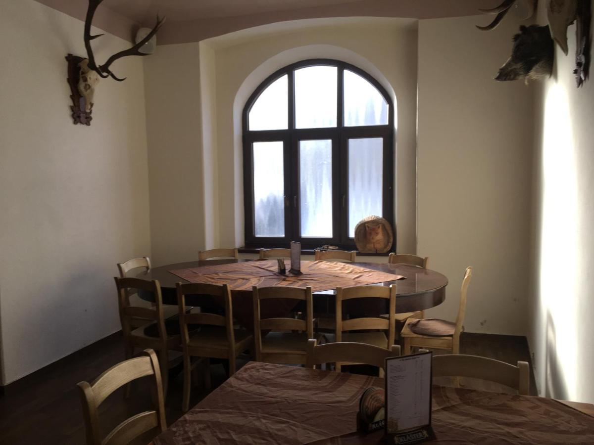 Restaurace U Kostela Hotel Marianske Radcice Luaran gambar